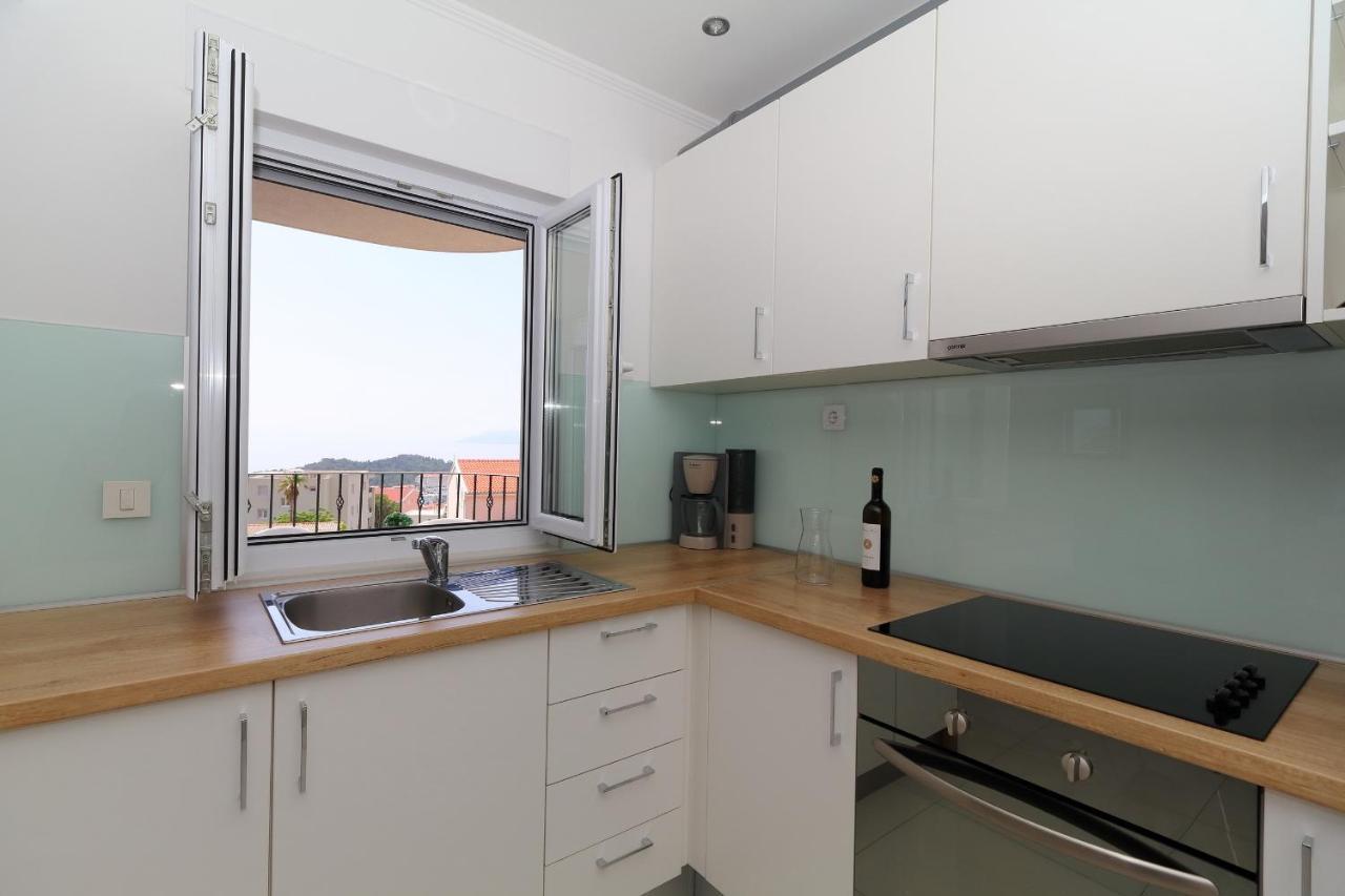 Apartments Pivac Makarska Esterno foto